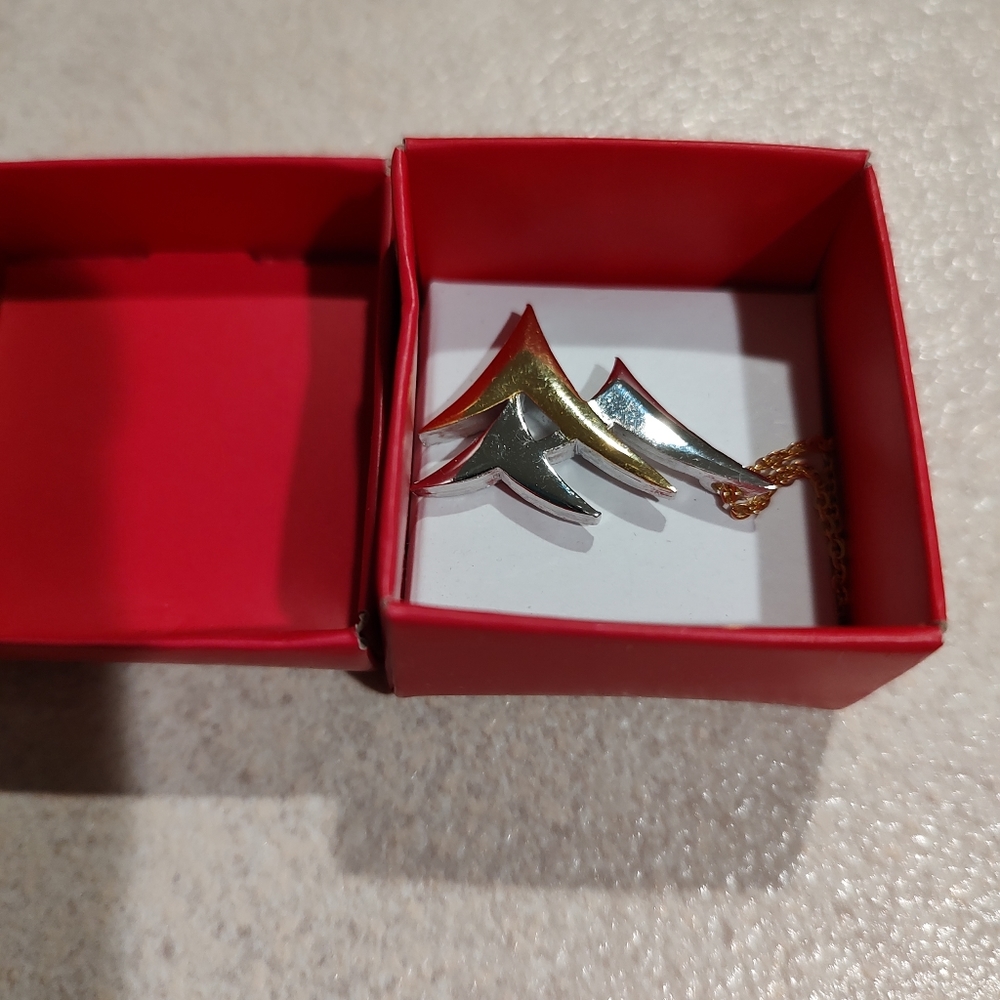 VintageCrown TrifariModernist NecklaceGoldtoneSilvertoneAbstract Birds